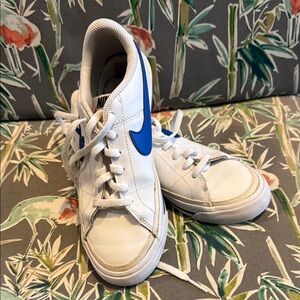 Nike White Sneakers with Blue Accents